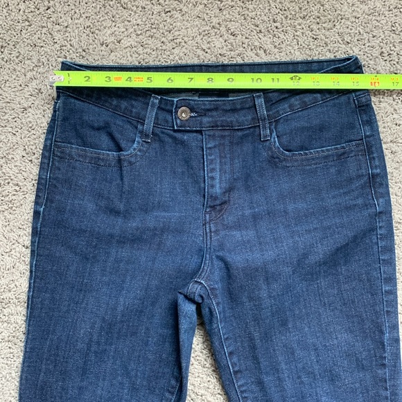 Levi’s Mid Rise Skinny Boot - Picture 12 of 15